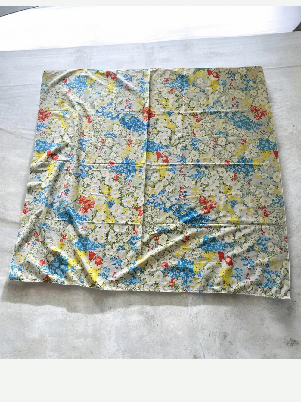 Vintage Mid Century Floral Square Tablecloth